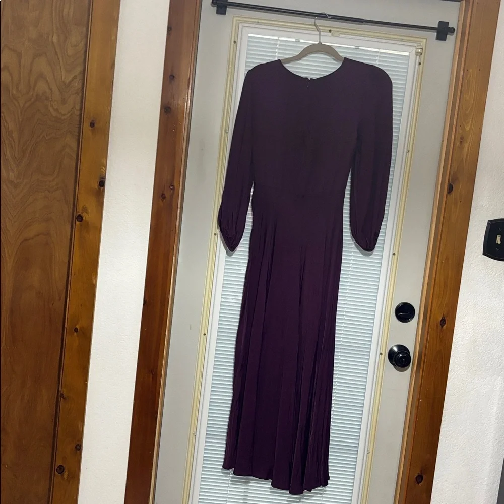 Farm Rio Piping Cutout Balloon Sleeve Dress in purple/burgundy. - Picture 5 of 10